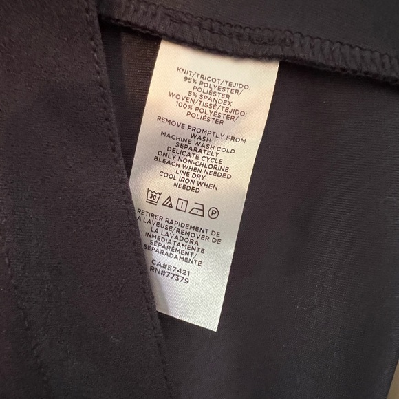 Ann Taylor blouse size Large - Picture 6 of 7